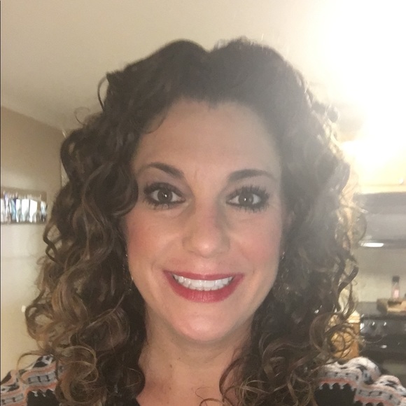 Meet your Posher, Kellie - Picture 1 of 1